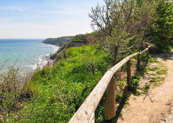 Feriehus Ostseehaus Am Naturstrand - Ostseeblick Varnkevitz