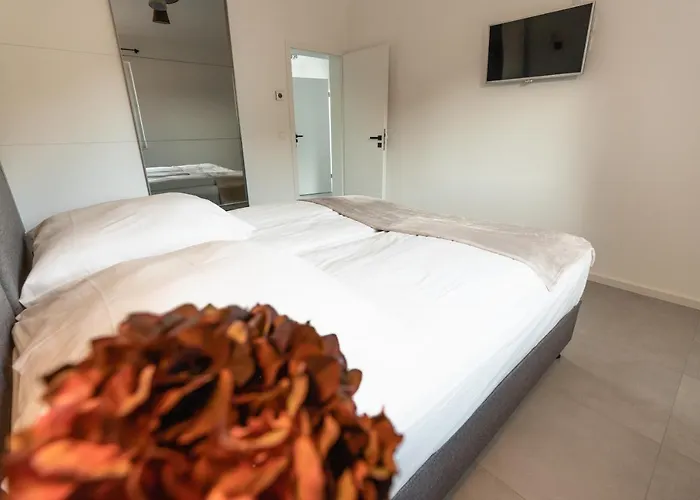 Feriehus Ostseehaus Am Naturstrand - Ostseeblick Varnkevitz